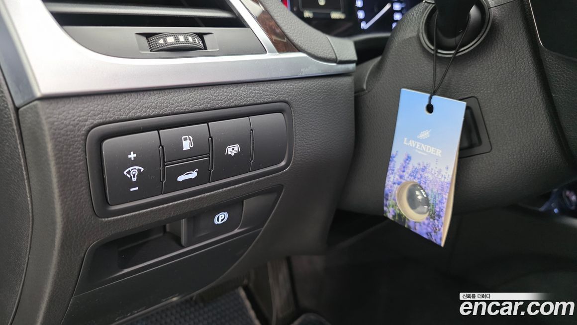 Hyundai Genesis 2016