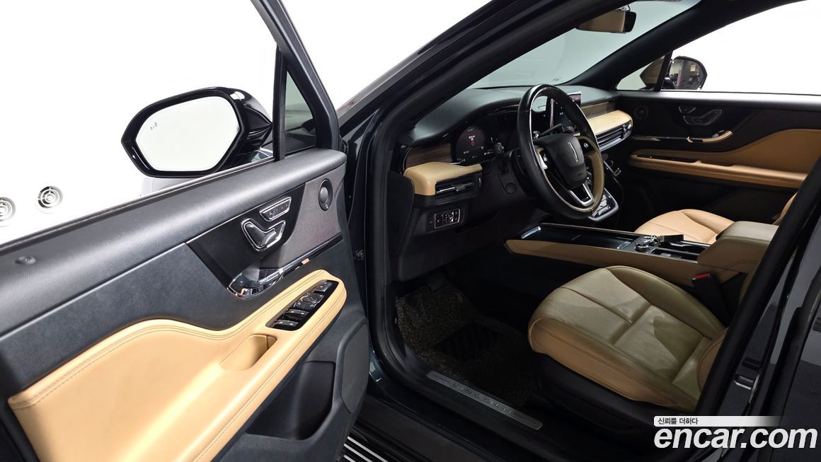 Lincoln Corsair 2021