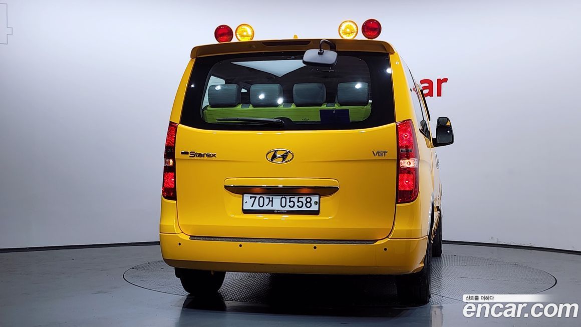 Hyundai Starex 2019