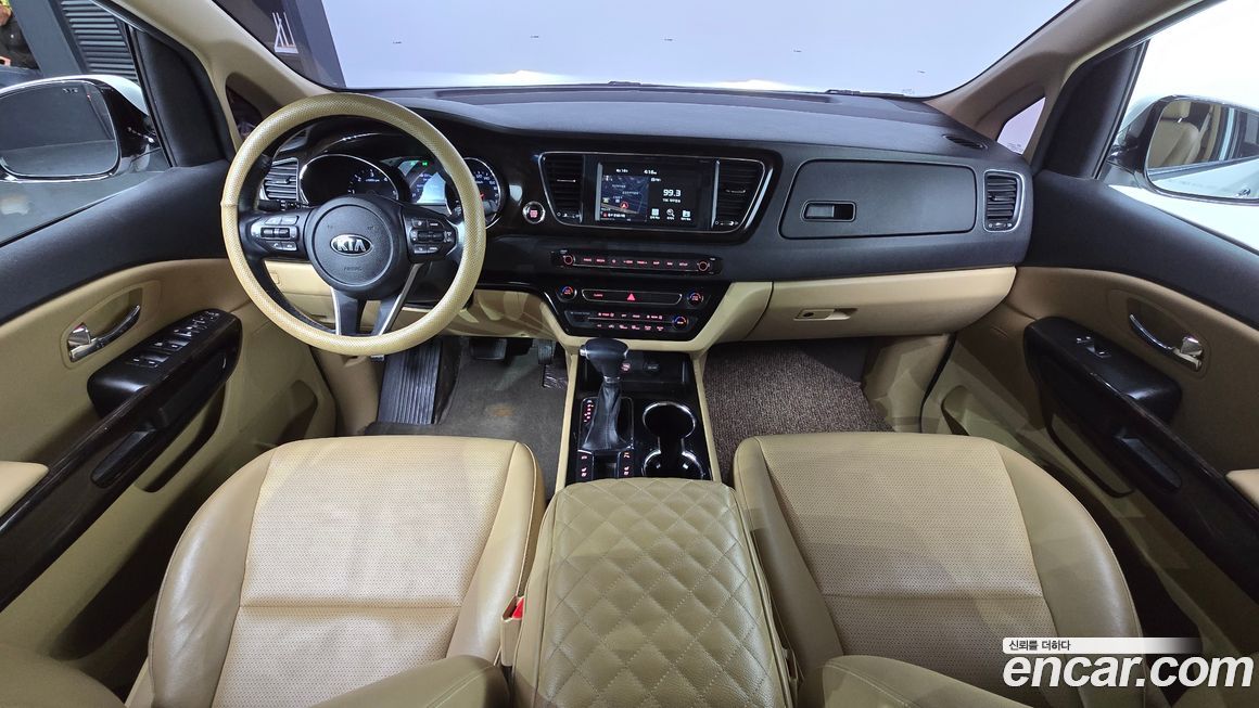 Kia Canival 2019