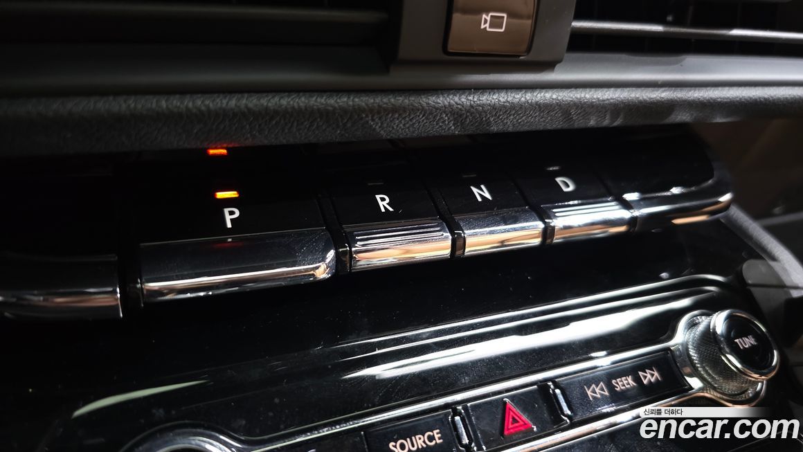 Lincoln Corsair 2021