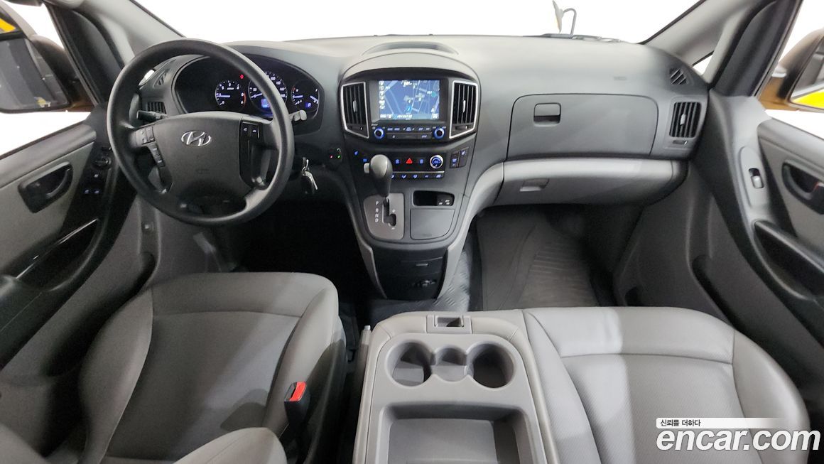 Hyundai Starex 2019