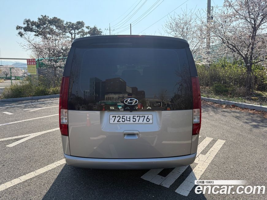 Hyundai Staria 2022