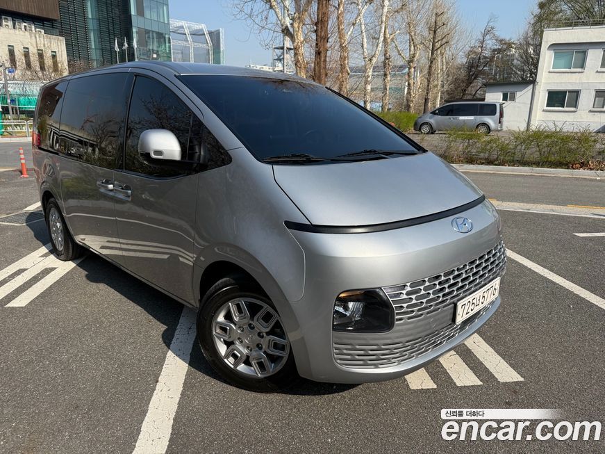 Hyundai Staria 2022