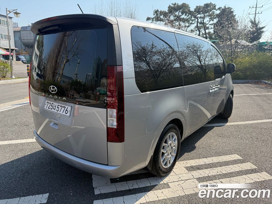 Hyundai Staria 2022