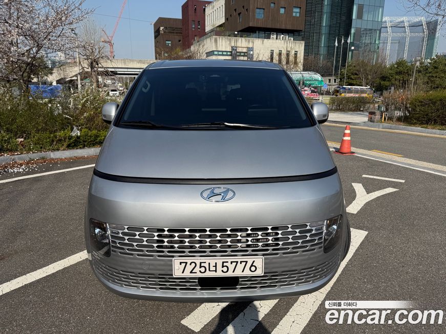 Hyundai Staria 2022