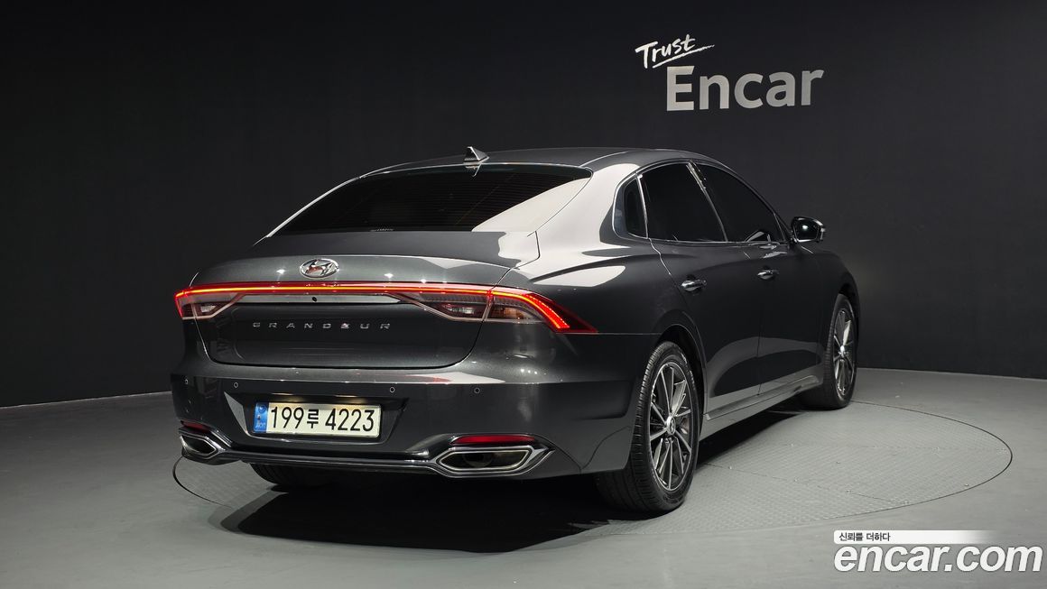 Hyundai Grandeur 2022
