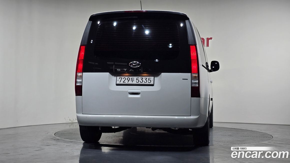 Hyundai Staria 2022