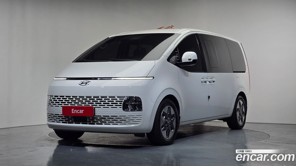 Hyundai Staria 2022