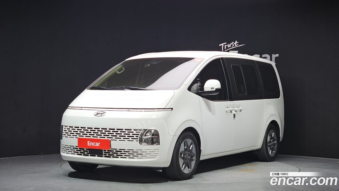 Hyundai Staria 2023