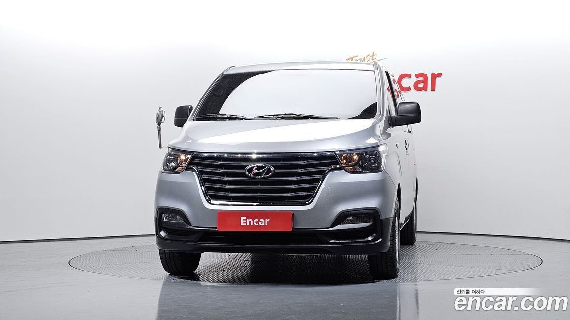 Hyundai Starex 2021