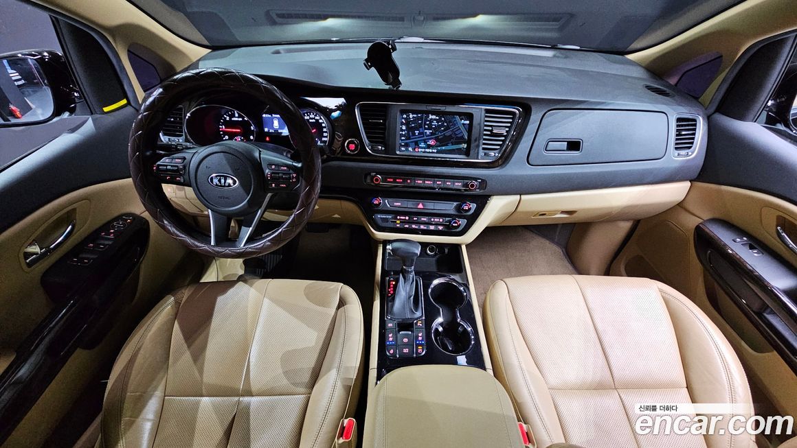 Kia Canival 2019