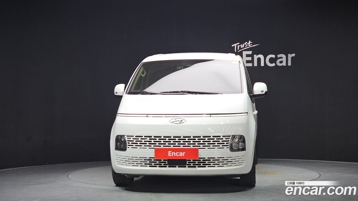 Hyundai Staria 2023