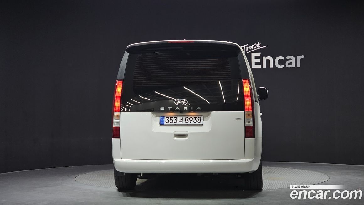 Hyundai Staria 2023
