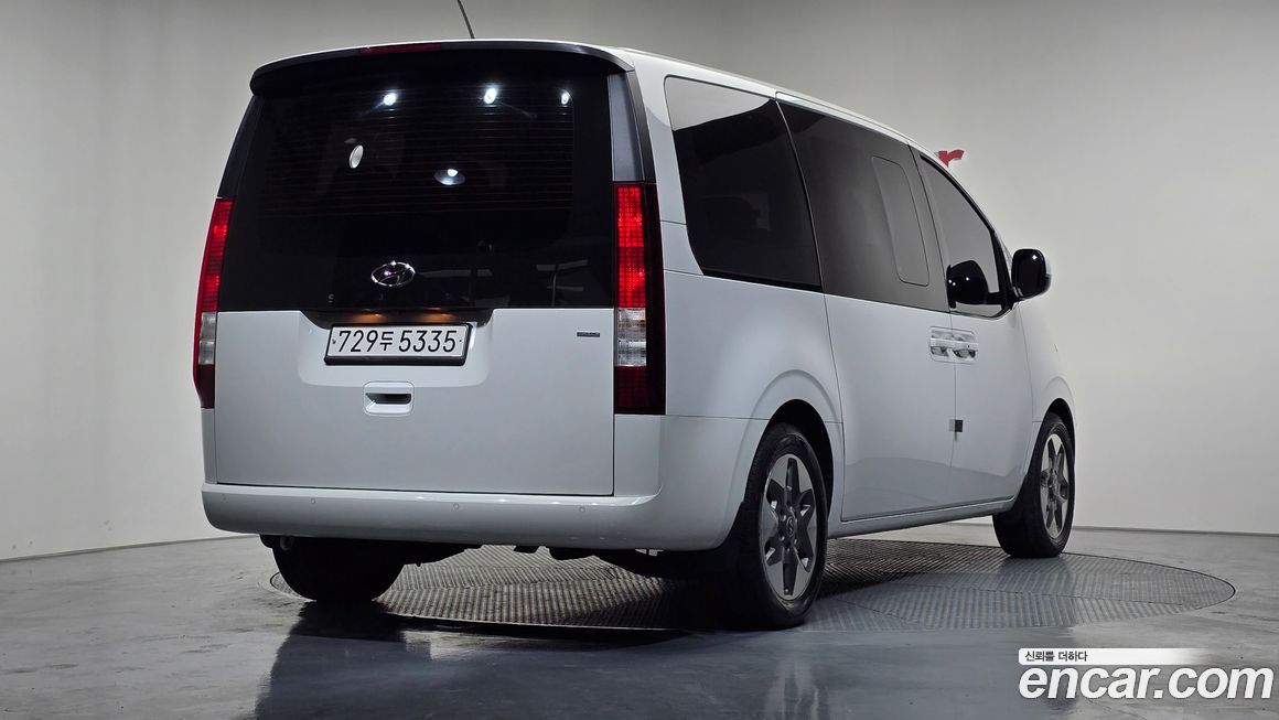 Hyundai Staria 2022