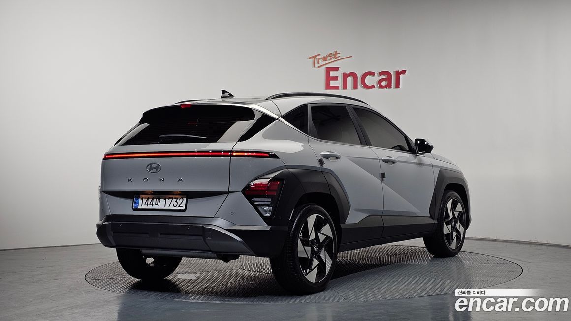 Hyundai Kona 2025