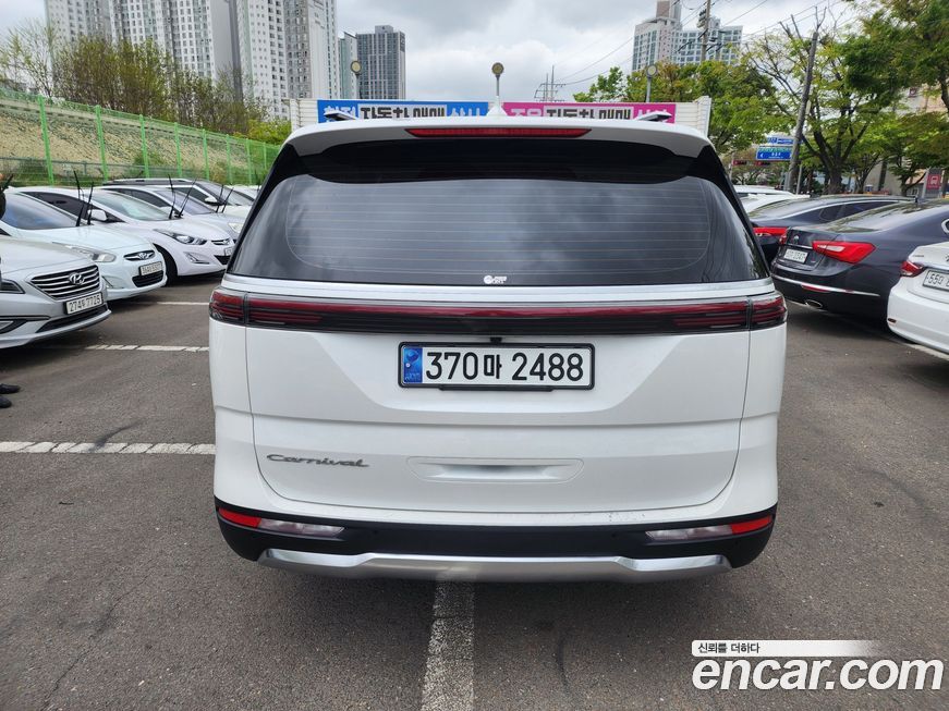 Kia Canival 2021