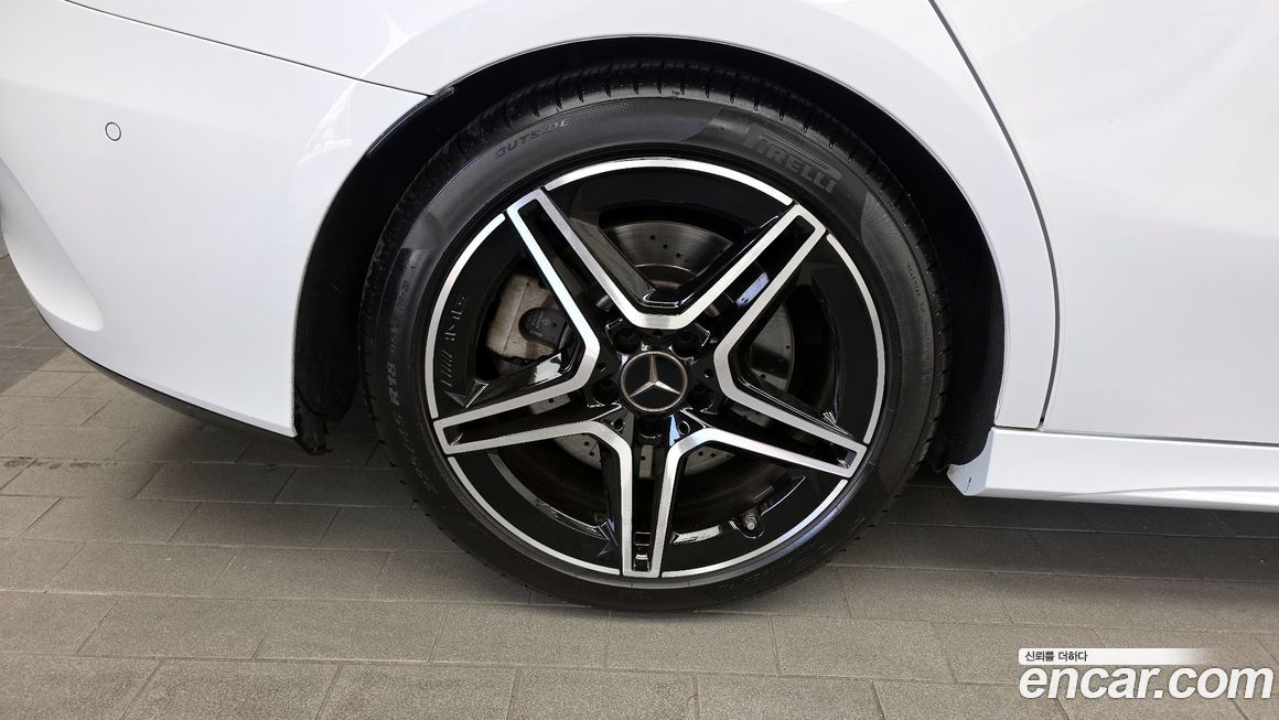 Mercedes-Benz A-Class 2021