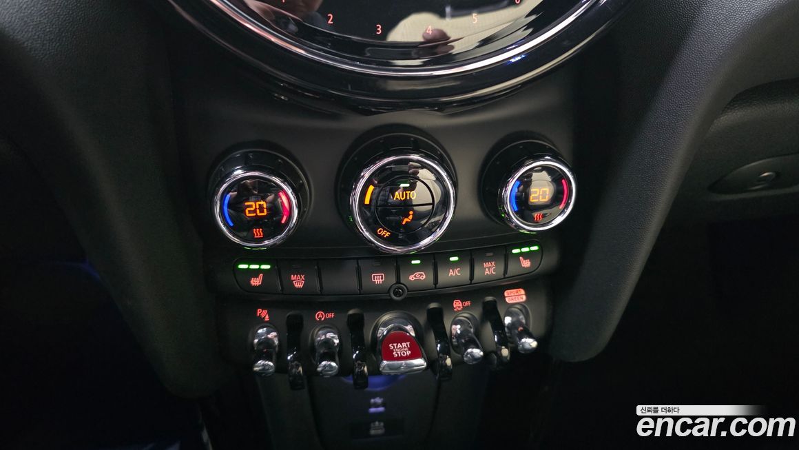 Mini Cooper Convertible 2024