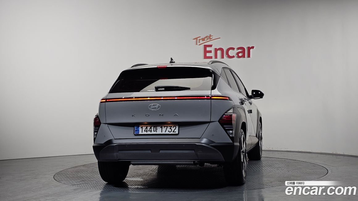 Hyundai Kona 2025