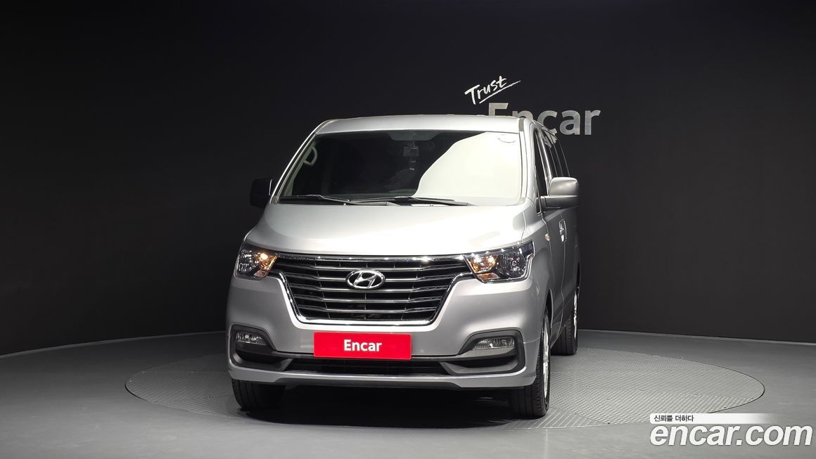 Hyundai Starex 2021