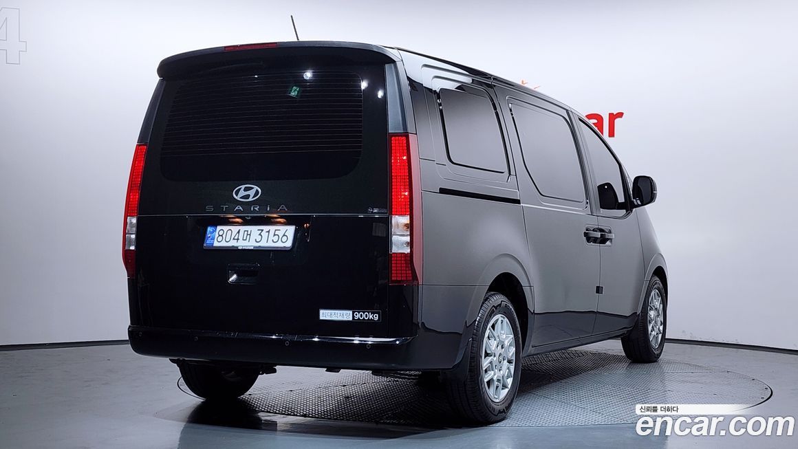 Hyundai Staria 2025