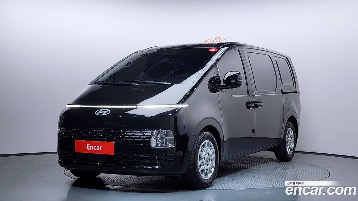 Hyundai Staria 2025