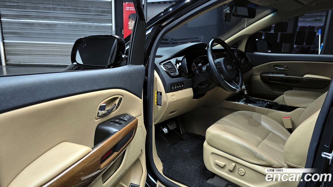 Kia Canival 2018