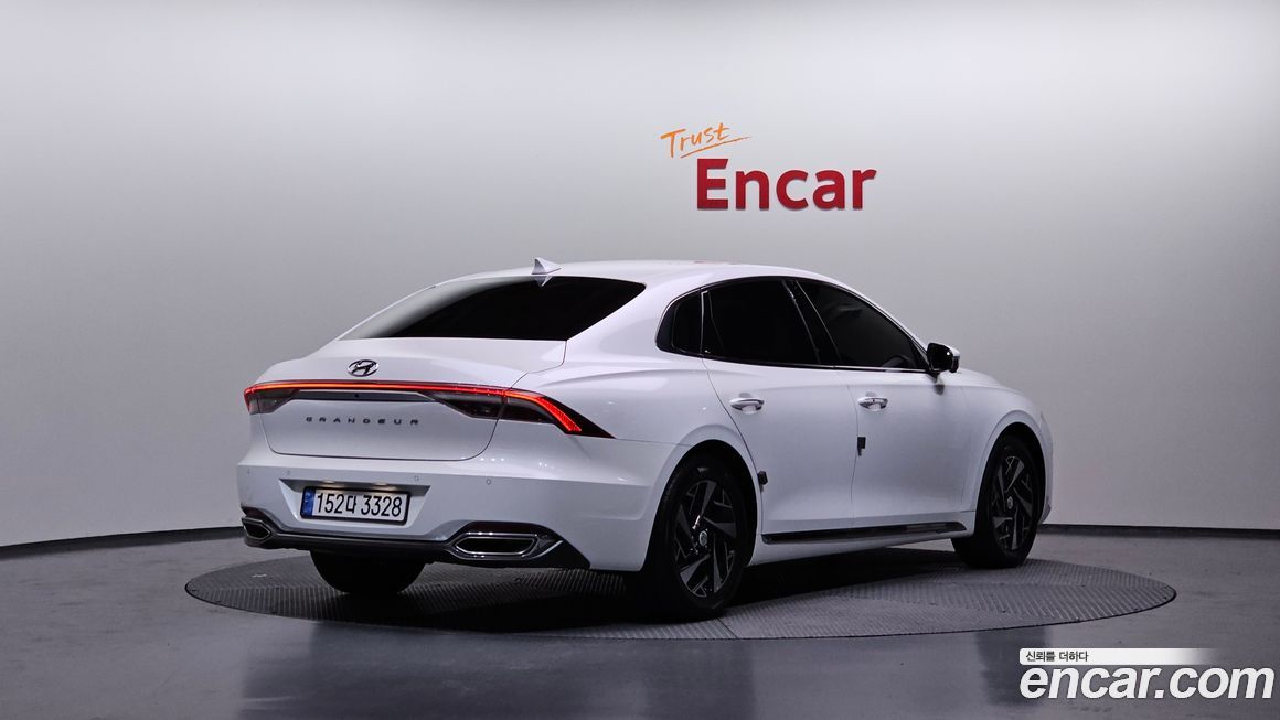 Hyundai Grandeur 2022