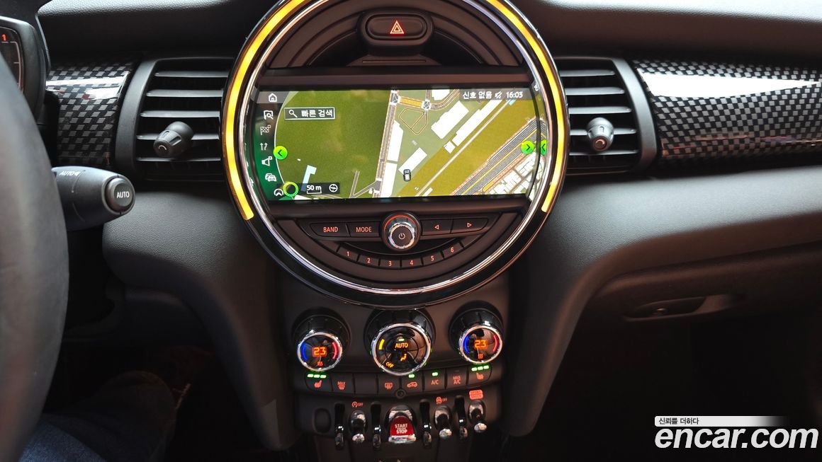 Mini Cooper Convertible 2019