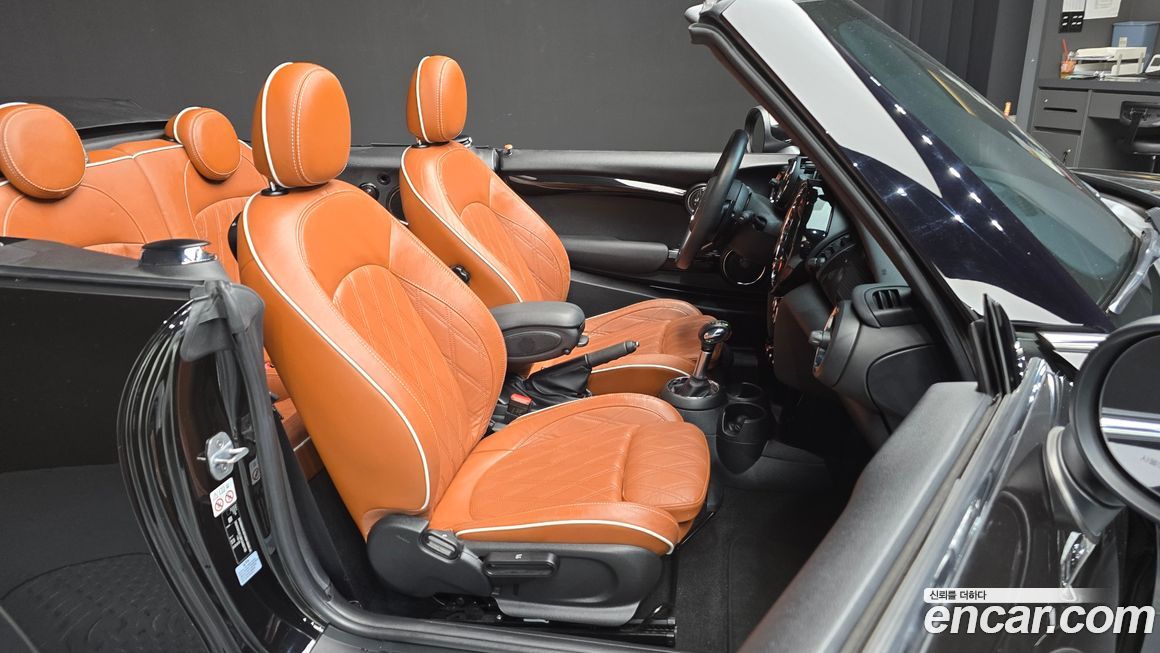 Mini Cooper Convertible 2019