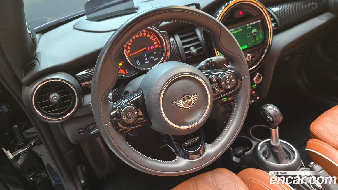 Mini Cooper Convertible 2019