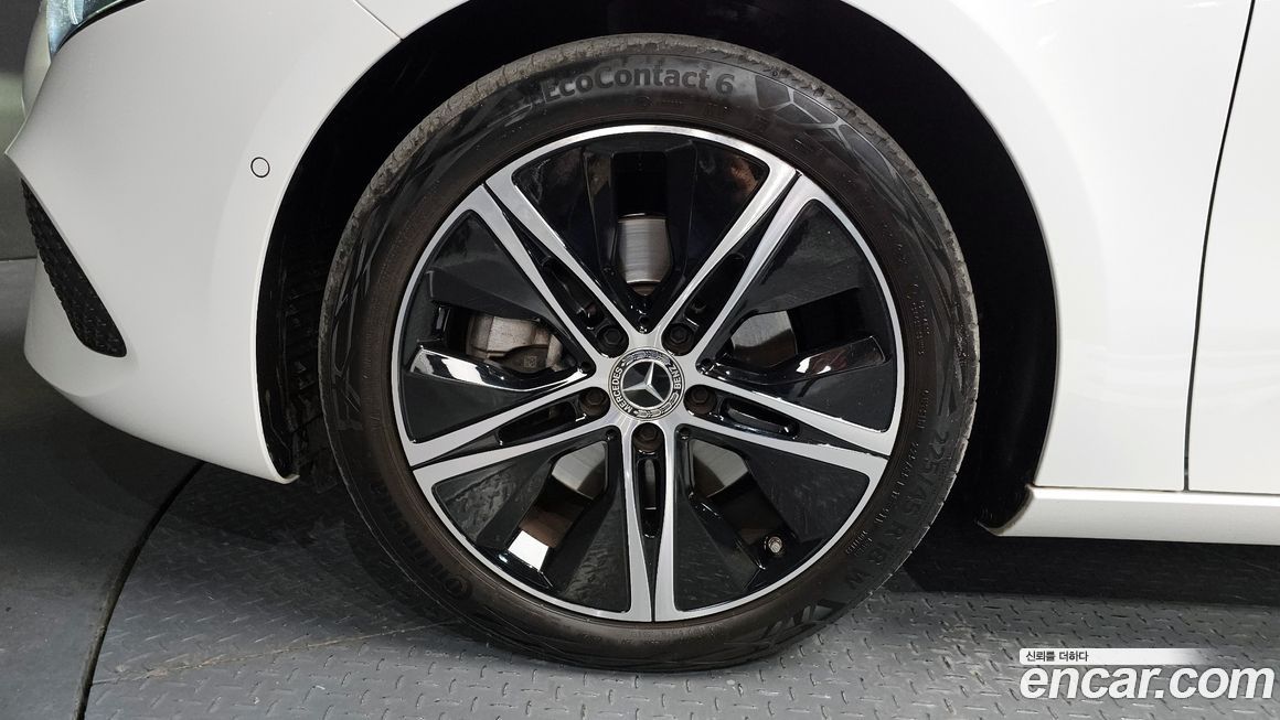 Mercedes-Benz A-Class 2024