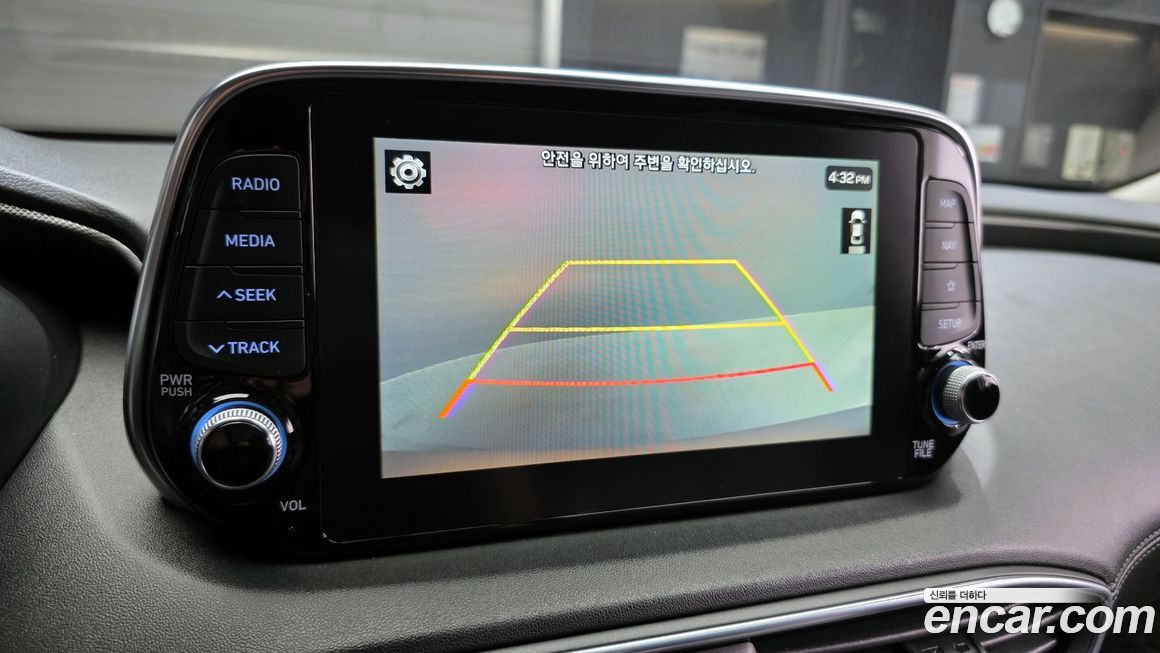 Hyundai Santafe 2020