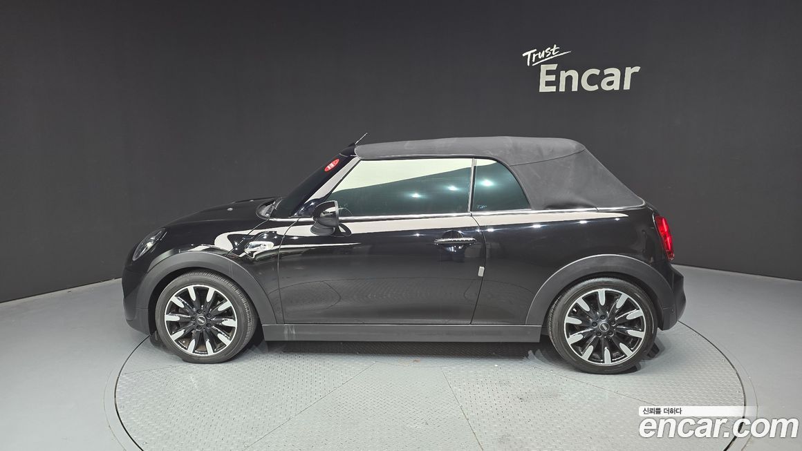 Mini Cooper Convertible 2019