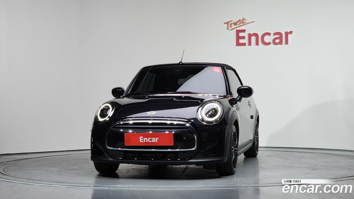 Mini Cooper Convertible 2024