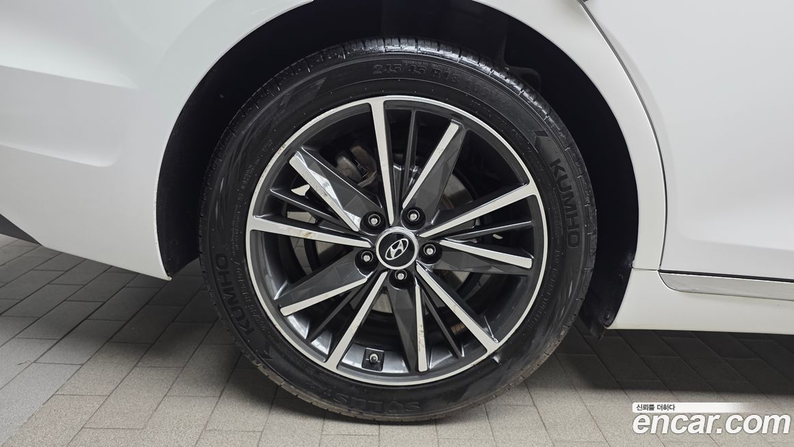 Hyundai Grandeur 2021