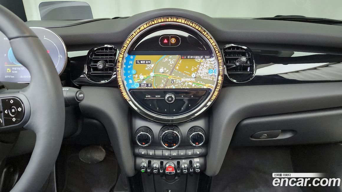 Mini Cooper Convertible 2024