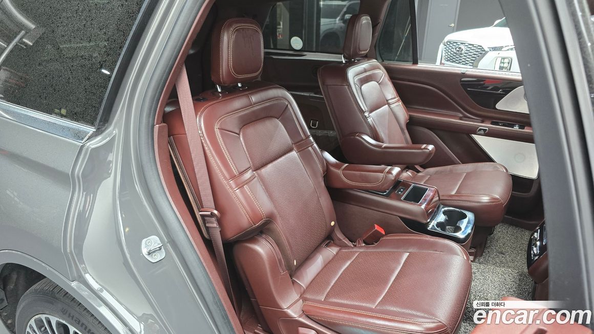 Lincoln Aviator 2021