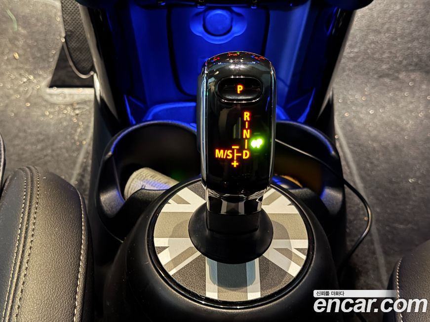 Mini Cooper Convertible 2024