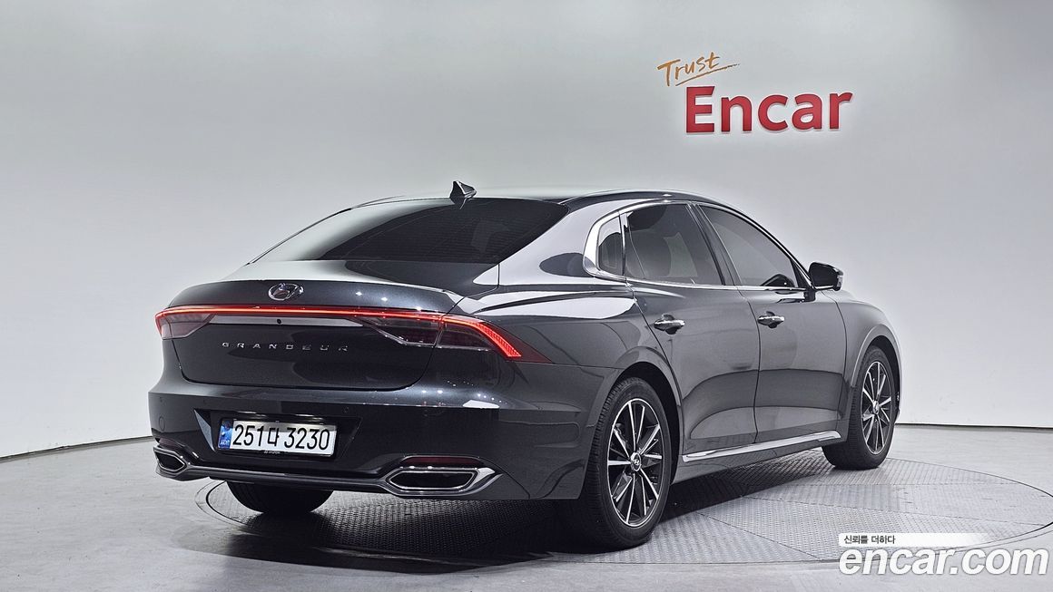 Hyundai Grandeur 2020