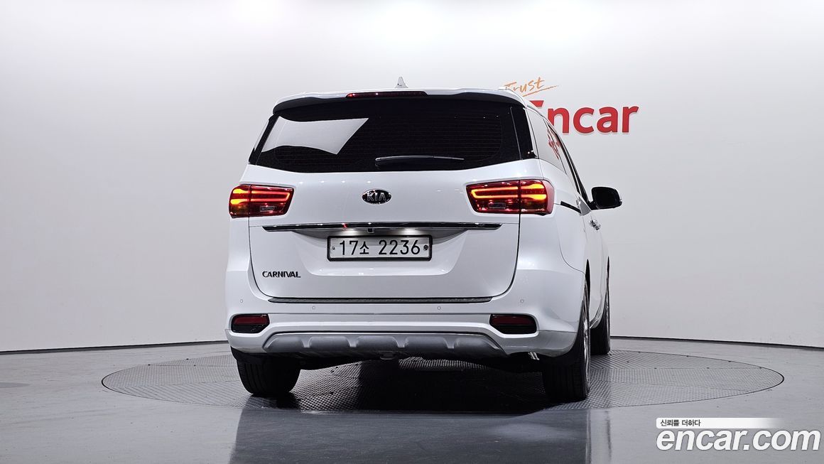 Kia Canival 2019