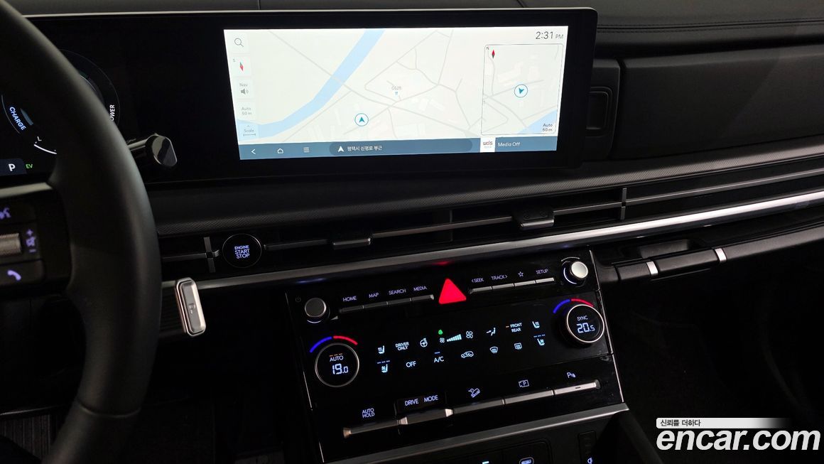 Hyundai Santafe 2025