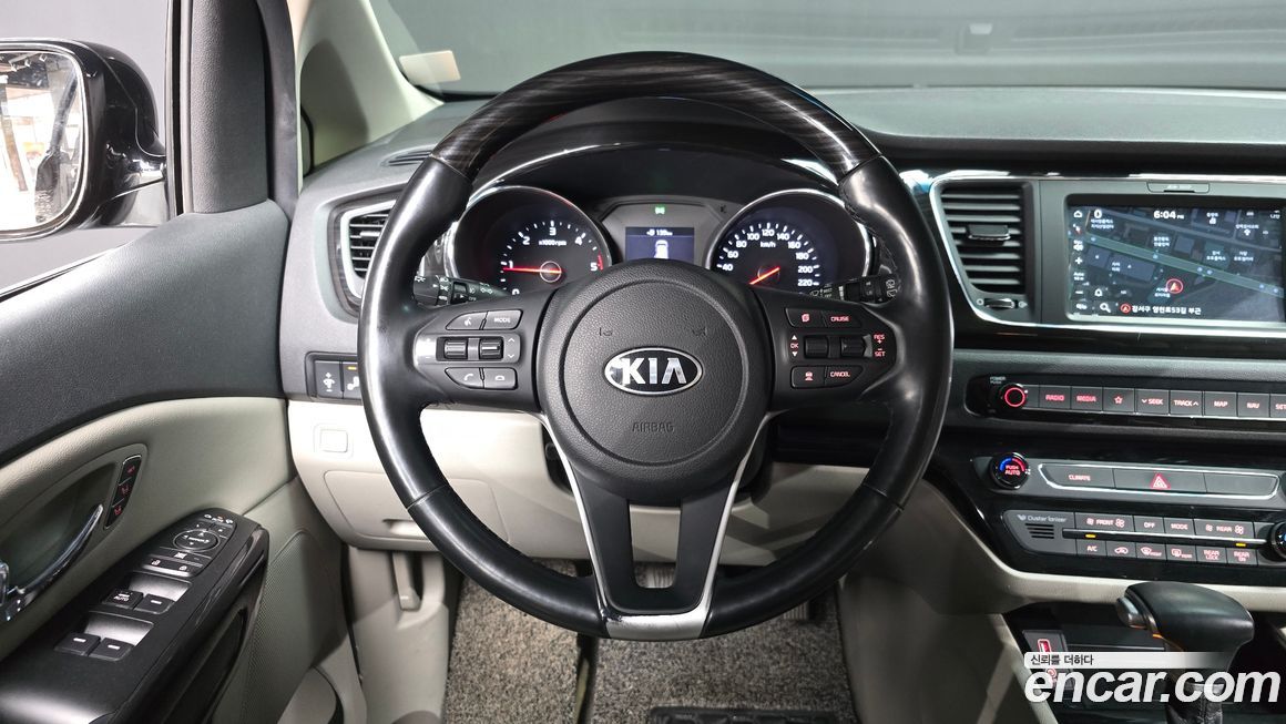Kia Canival 2019