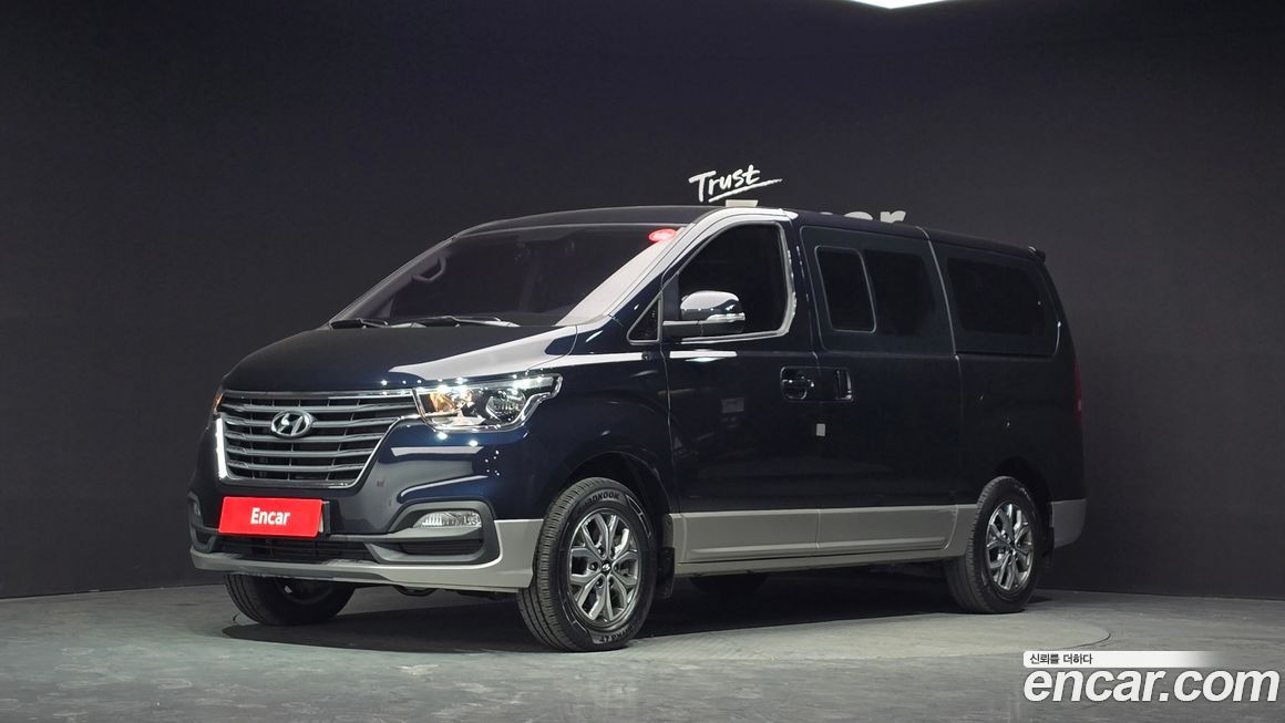Hyundai Starex 2019