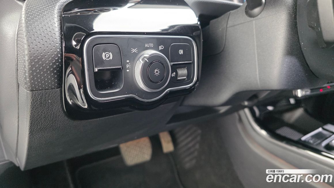 Mercedes-Benz A-Class 2021