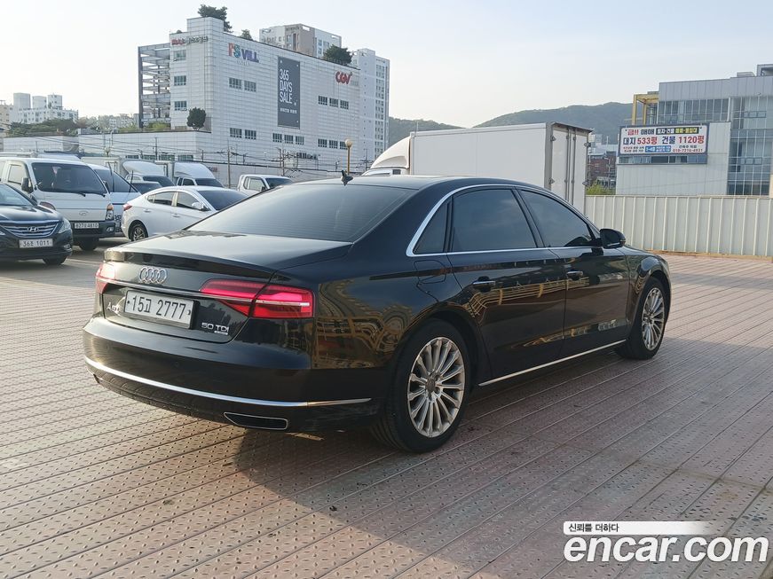 Audi A8 2015