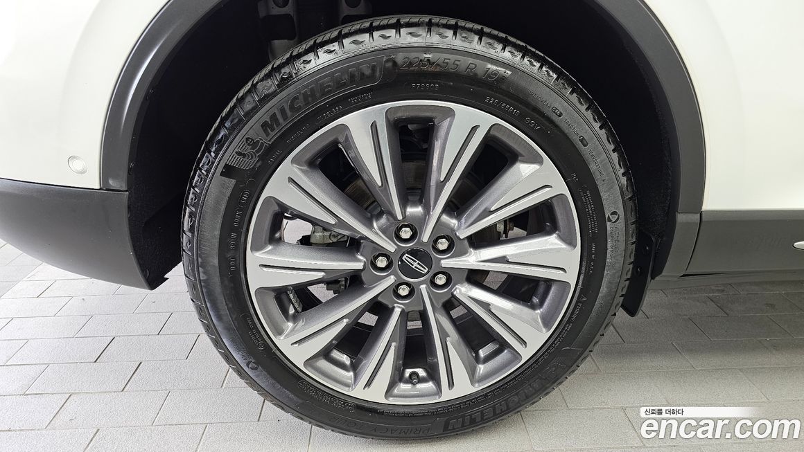 Lincoln Corsair 2020