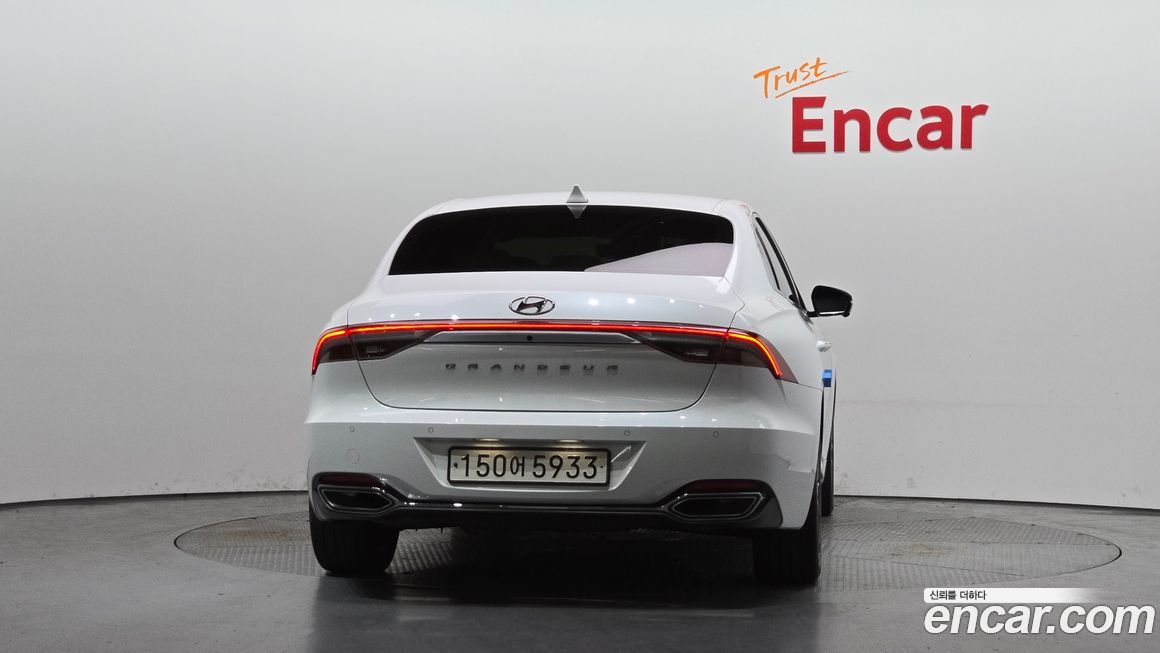 Hyundai Grandeur 2022