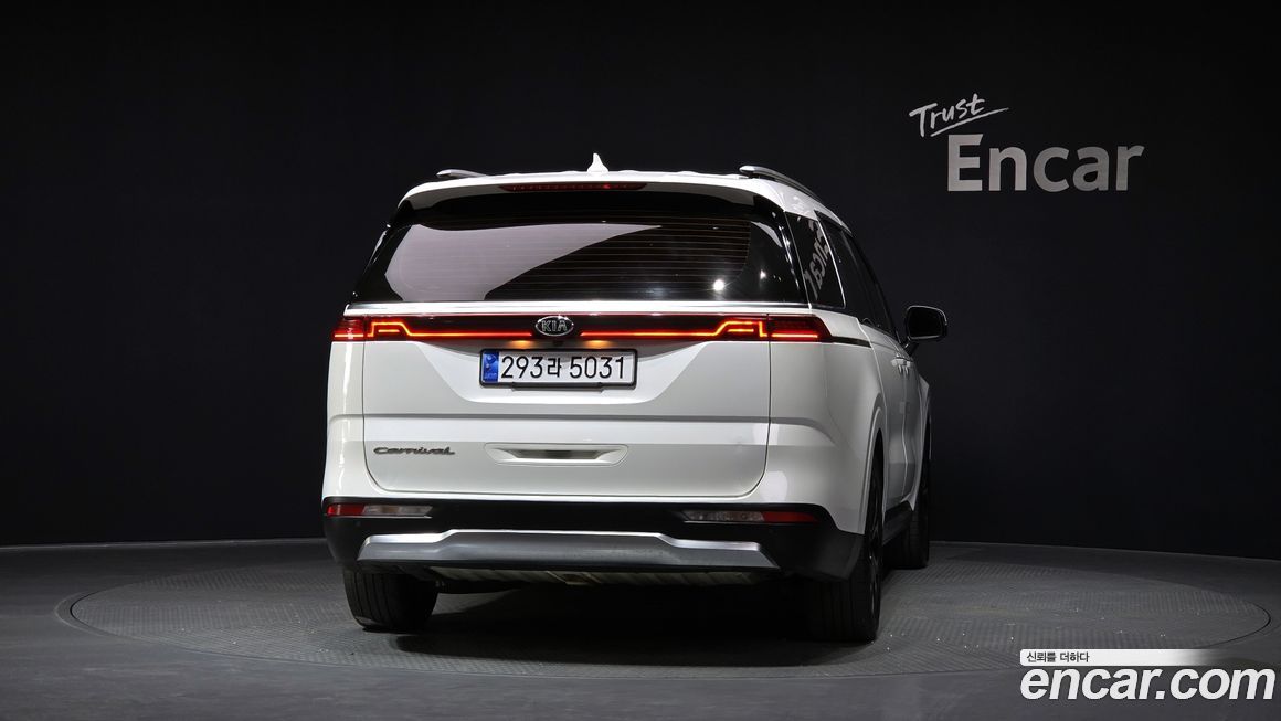 Kia Canival 2021